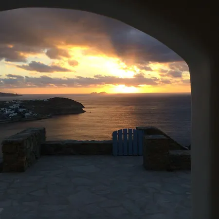 Andromeda Mykonos & 4* 칼로 리바디