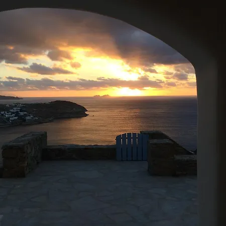 Andromeda Mykonos & 4*