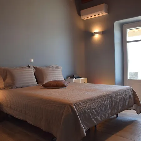 Andromeda Mykonos & מלון דירות קאלו ליבאדי