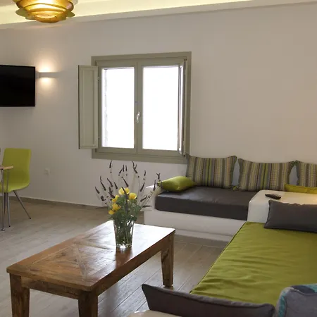 Andromeda Mykonos & קאלו ליבאדי