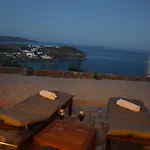 公寓式酒店 Andromeda Mykonos & 凯勒里瓦迪